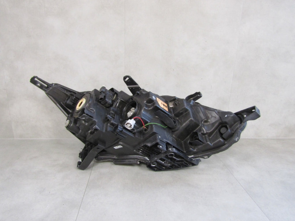 Prednji far NISSAN QASHQAI J11 halogen sa sočivom Z LED LH 13-17 100-18013