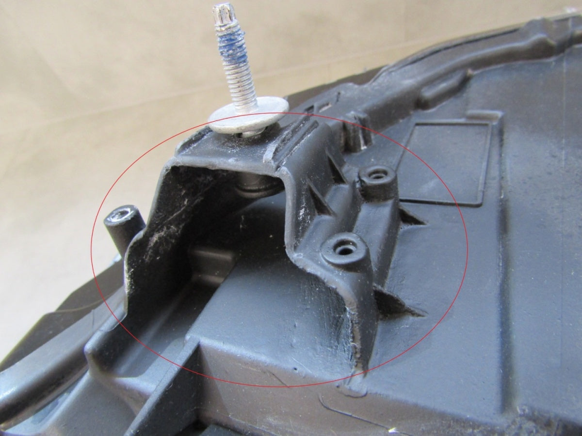 Prednji far PEUGEOT 208 II 2 2008 II 2 LED 19-23 RH desni 9841641980