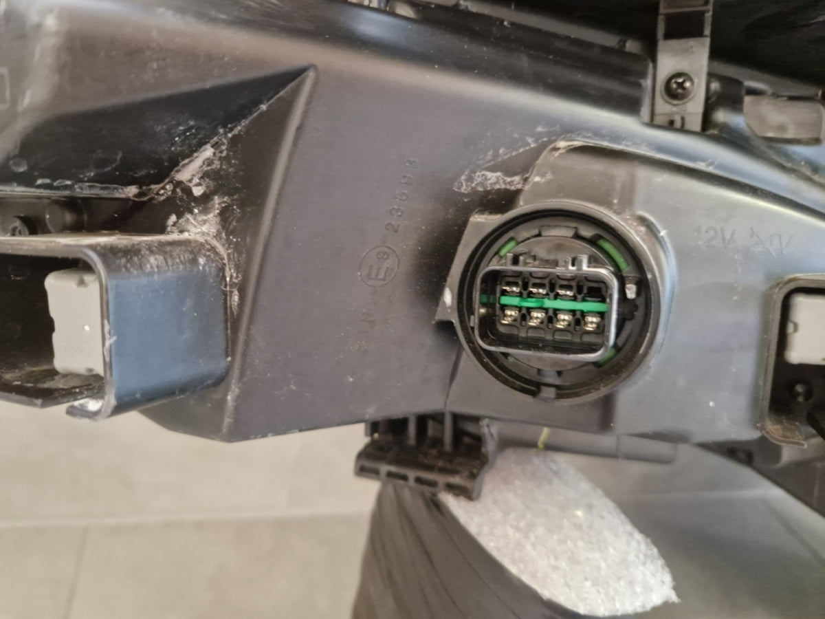 Prednji far HYUNDAI TUCSON IV 4 LED DRL 20-24 lijevi LH N7922-63020