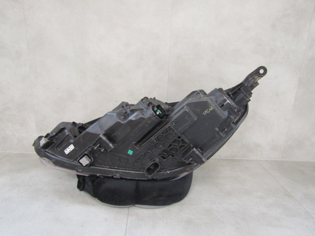 Prednji far HYUNDAI I30 III halogen sa sočivom 17-20 RH desni 92102G4020