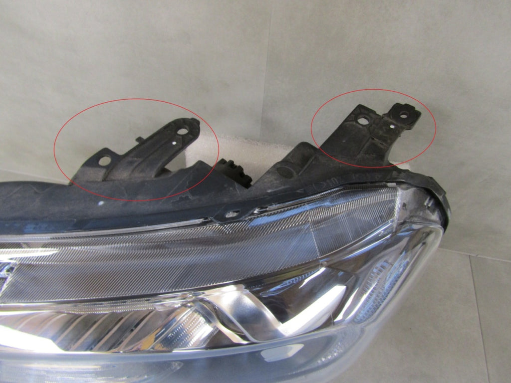 Prednji far FORD RANGER V 5 LIFT xenon NIESKRĘTNY+ LED 19- LH