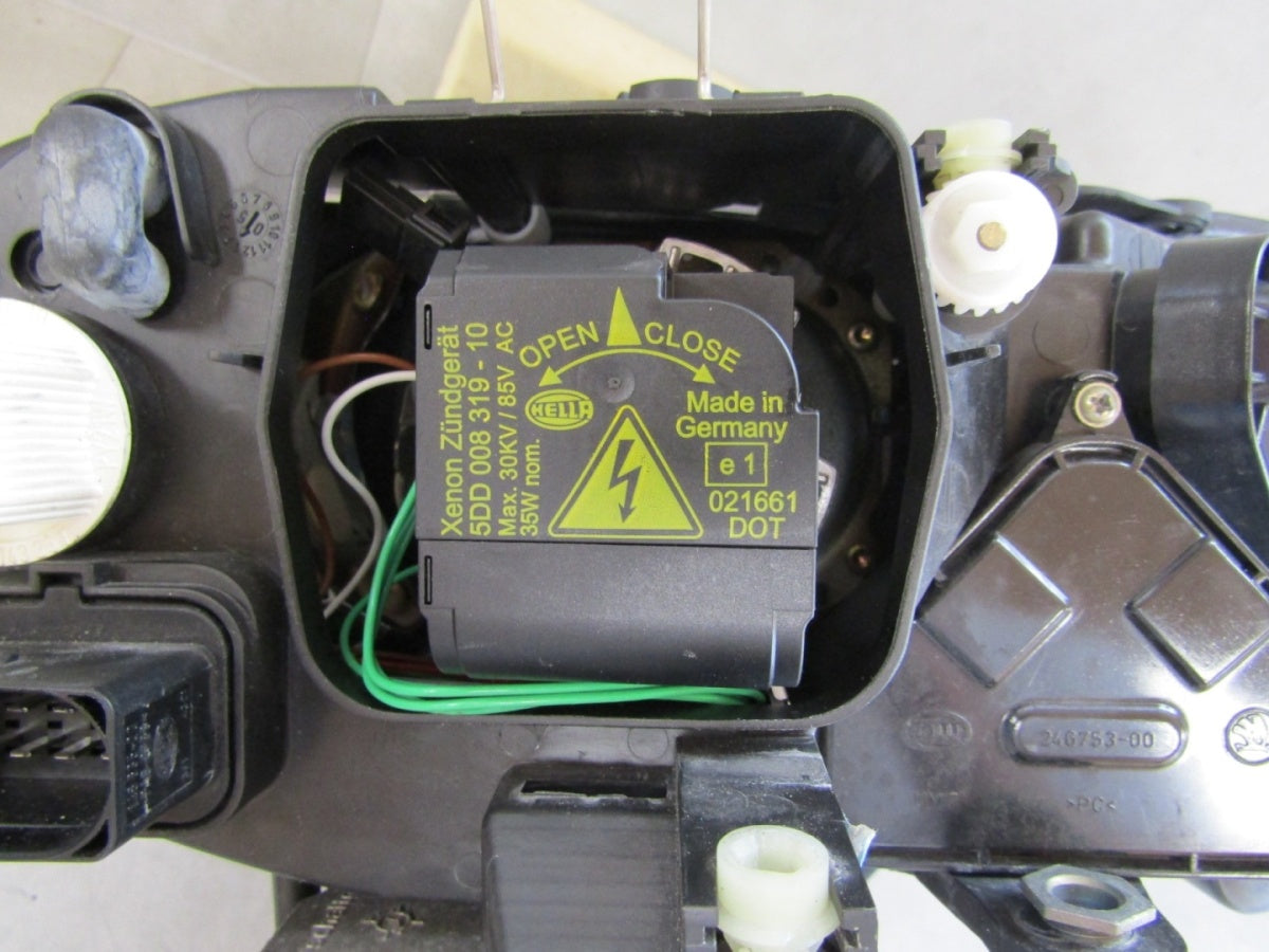 Prednji far SKODA SUPERB I xenon nezakretni LH lijevi 01-06 3U1941009C