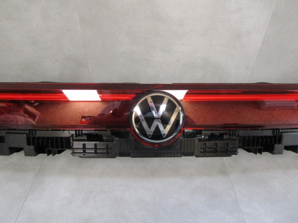 Stop svjetlo NA KLAPY BAGAŻNIKA BLENDA VW TOUAREG III LIFT 760945307E 23-