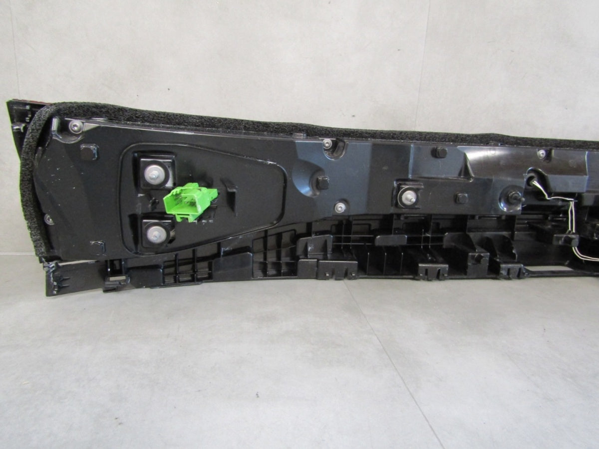 Stop svjetlo NA KLAPY BAGAŻNIKA BLENDA VW TOUAREG III LIFT 760945307E 23-