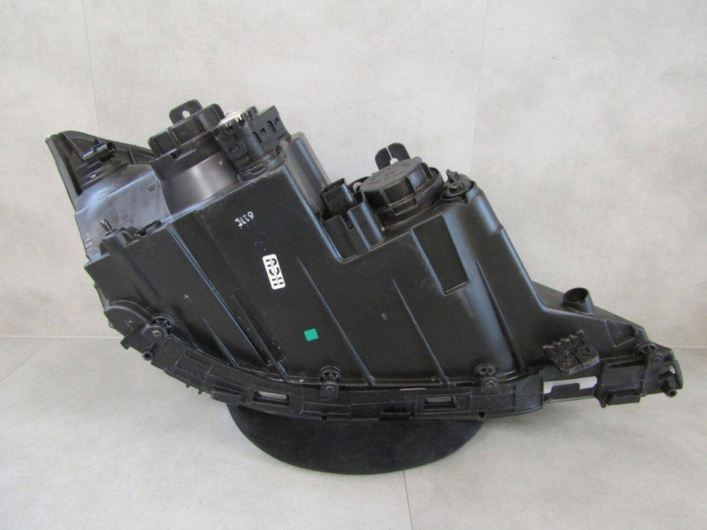 Prednji far SSANGYOUNG KYRON 05-07 halogen sa sočivom 108-0904