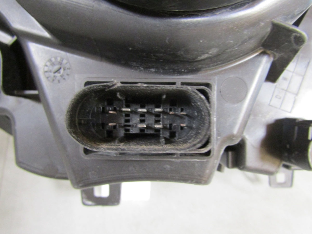 Prednji far MERCEDES SPRINTER 2 II W906 LIFT xenon LH lijevi 13-18 A9068206200