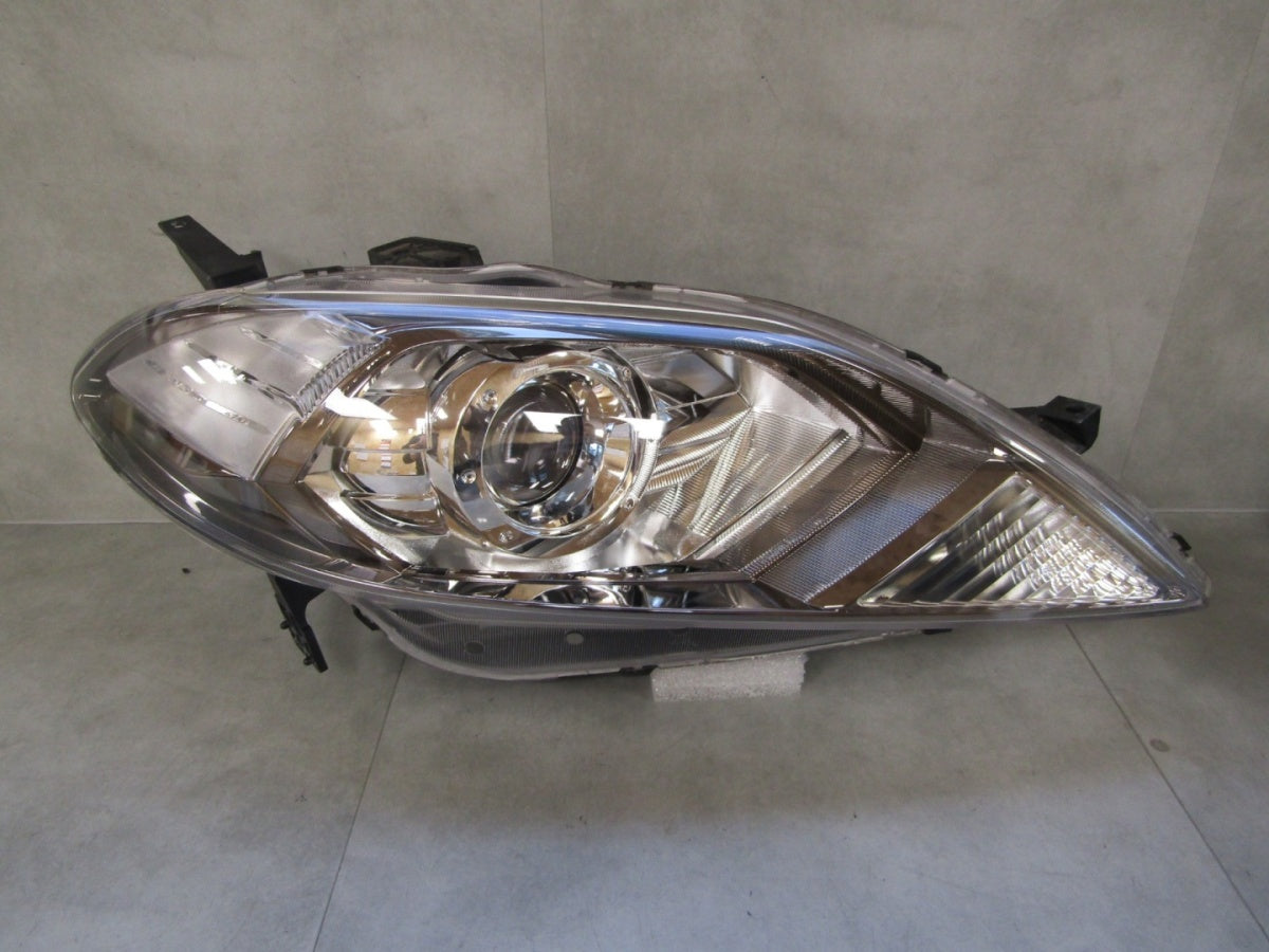 Prednji far HONDA FR-V xenon RH desni 05-09