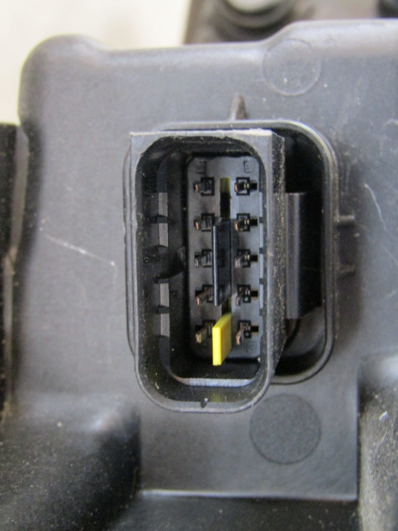 Prednji far OPEL FRONTERA LED 24- LH lijevi 9850142580