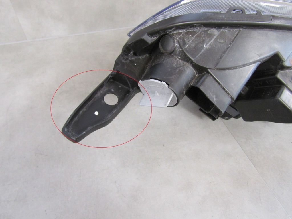 Prednji far Ford Transit Courier halogen 14- LH JT76 13W030 CD