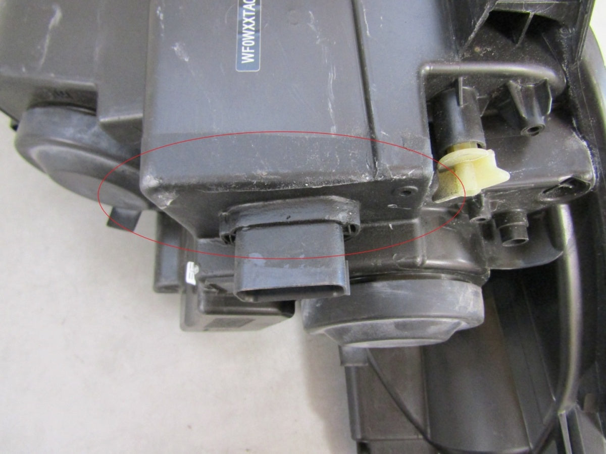 Prednji far Ford Transit Courier halogen 14- LH JT76 13W030 CD