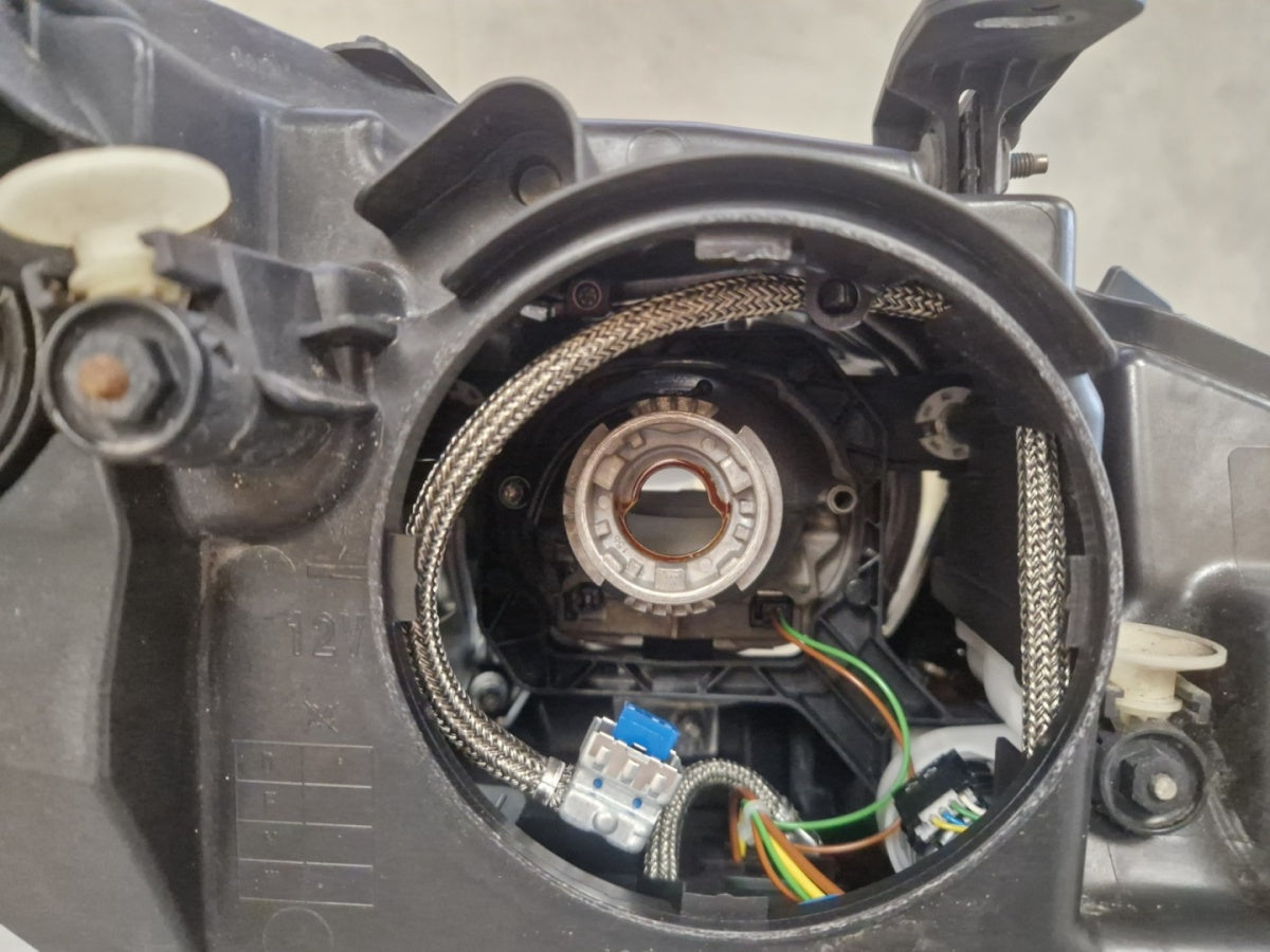Prednji far BMW Z4 E89 09-13 xenon nezakretni lijevi LH 7191733-11