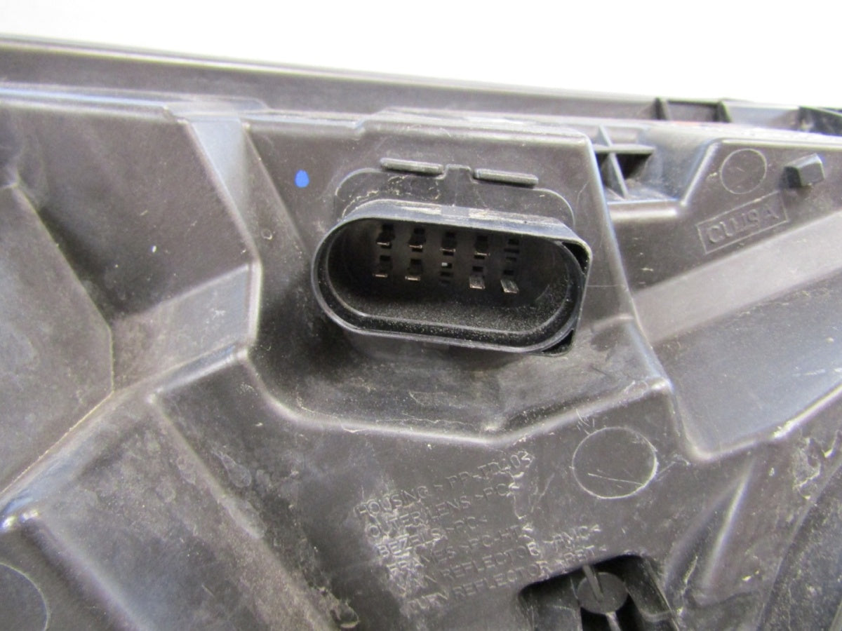 Prednji far FORD TRANSIT CUSTOM LIFT halogen sa sočivom LED 17-23 LH JK21-13W030-DJ