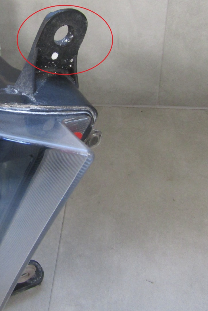 Prednji far DODGE RAME 1500 REBEL LIFT halogen sa sočivom 16- RH