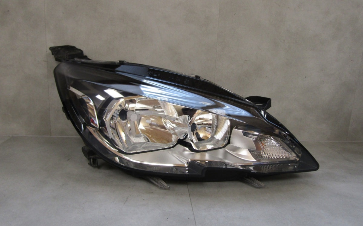Prednji far PEUGEOT 308 II 2 halogen 13-17 RH desni 9677522980-00