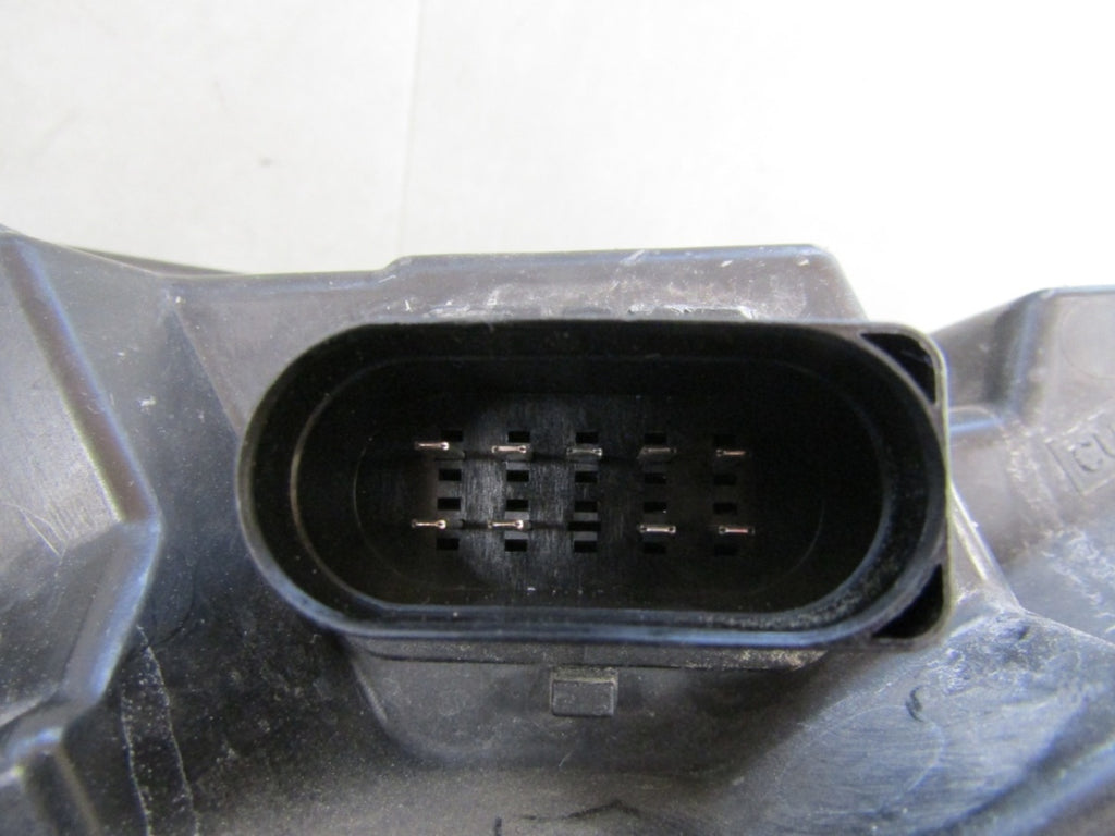 Prednji far FORD TRANSIT CUSTOM halogen LIFT 17-23 LH lijevi JK21-13W030-BF