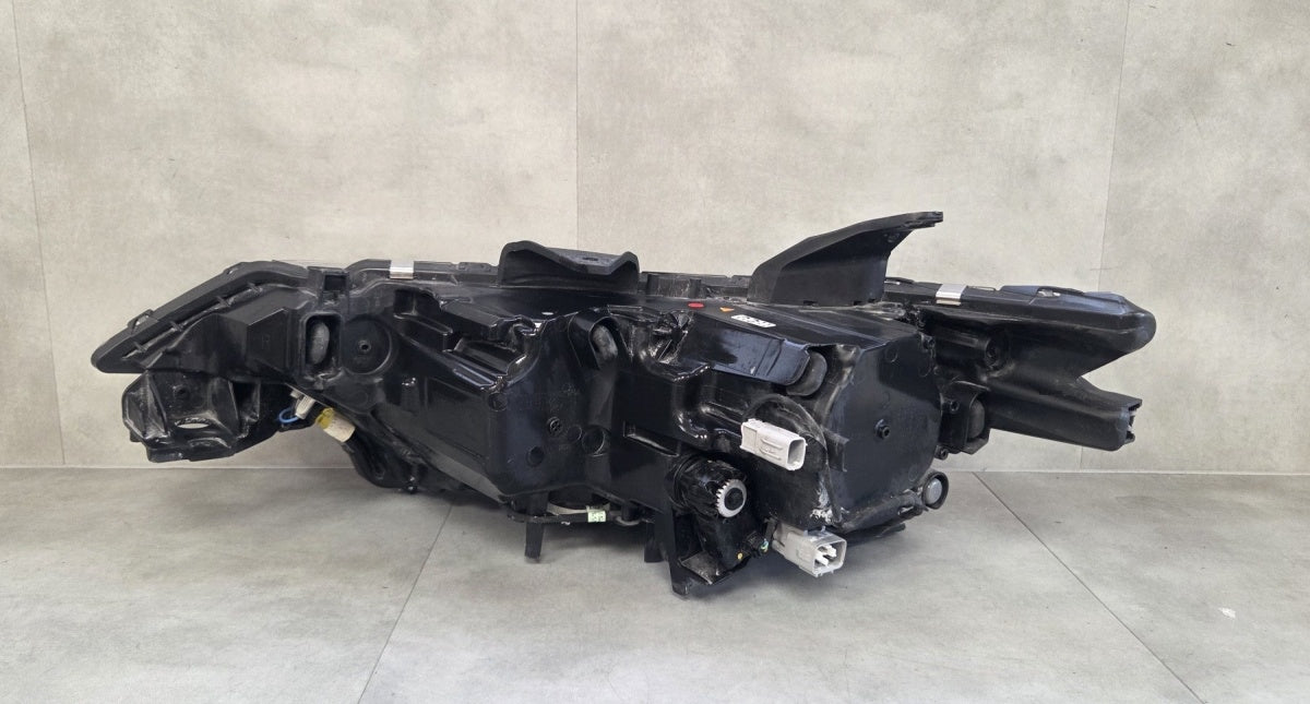 Prednji far MITSUBISHI OUTLANDER III 3 LIFT FULL LED 18- desni RH