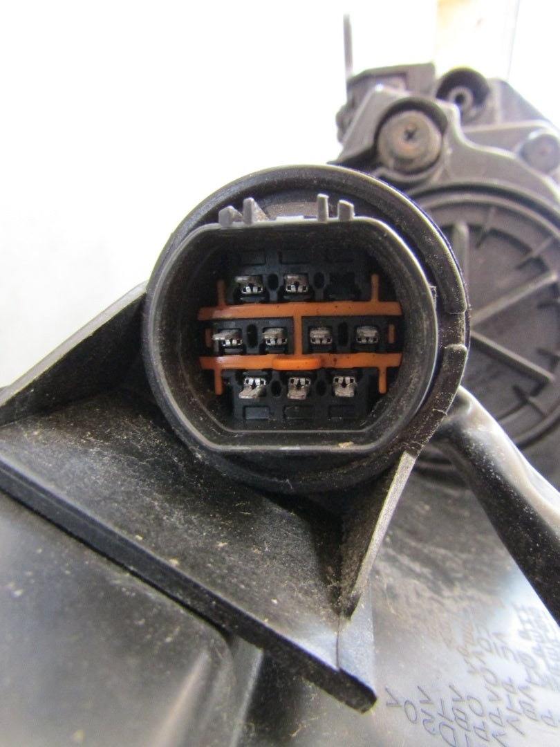 Prednji far HYUNDAI IX20 halogen LH lijevi 10-15 92101-1KXXX