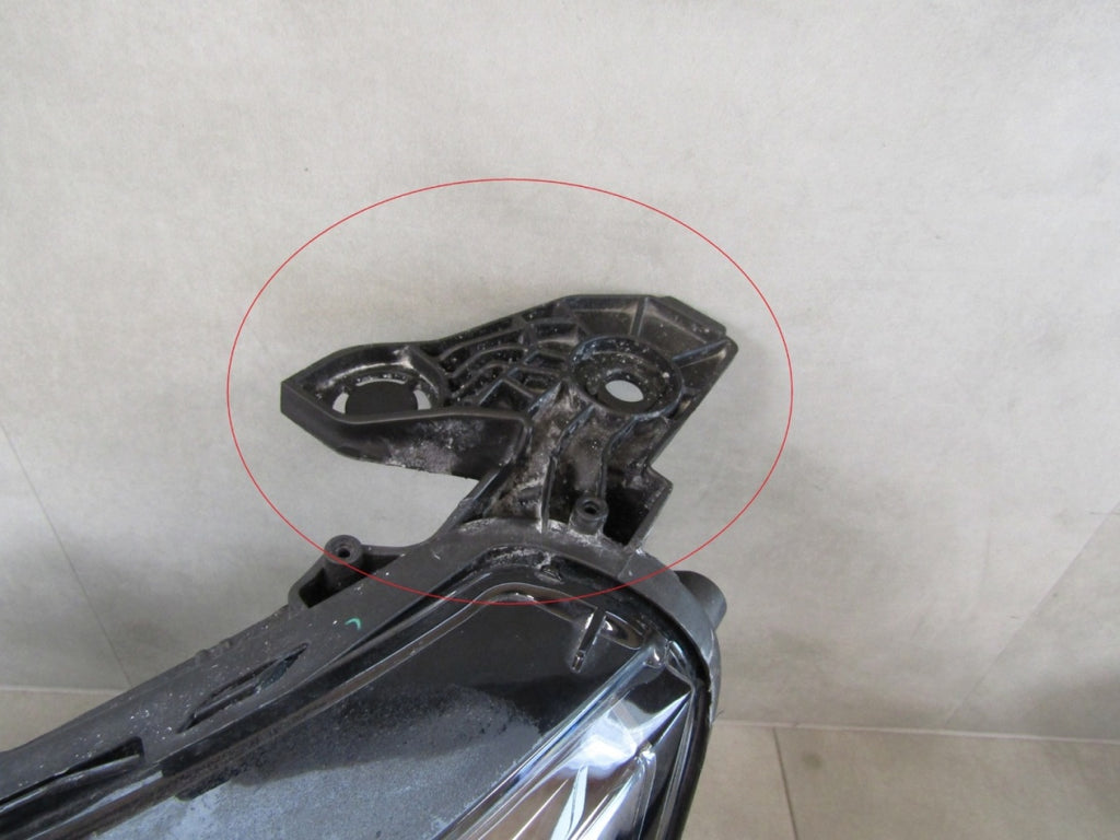 Prednji far PEUGEOT 208 II 2 2008 II 2 LED 19-23 LH lijevi 9833036380