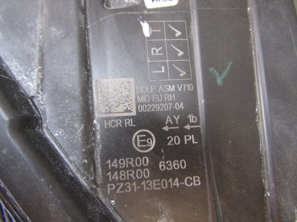 Prednji far FORD TRANSIT CUSTOM 2 II LED 23- RH desni PZ31-13E014-CB