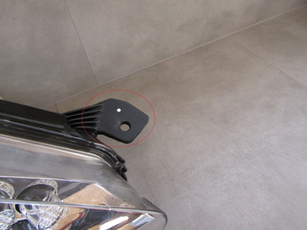 Prednji far TOYOTA PROACE 2 II xenon nezakretni 16-23 desni RH 9808237480