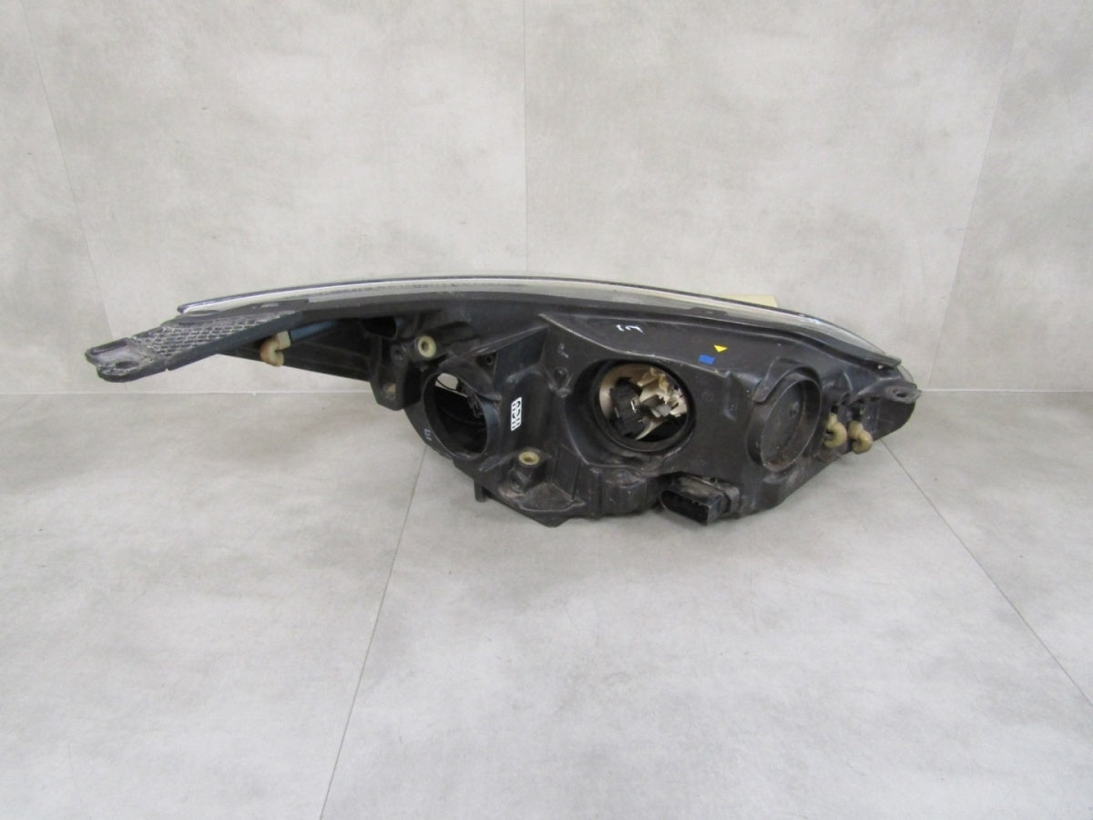 Prednji far FORD FOCUS MK3 3 halogen CIEMNA 10-14 LH lijevi