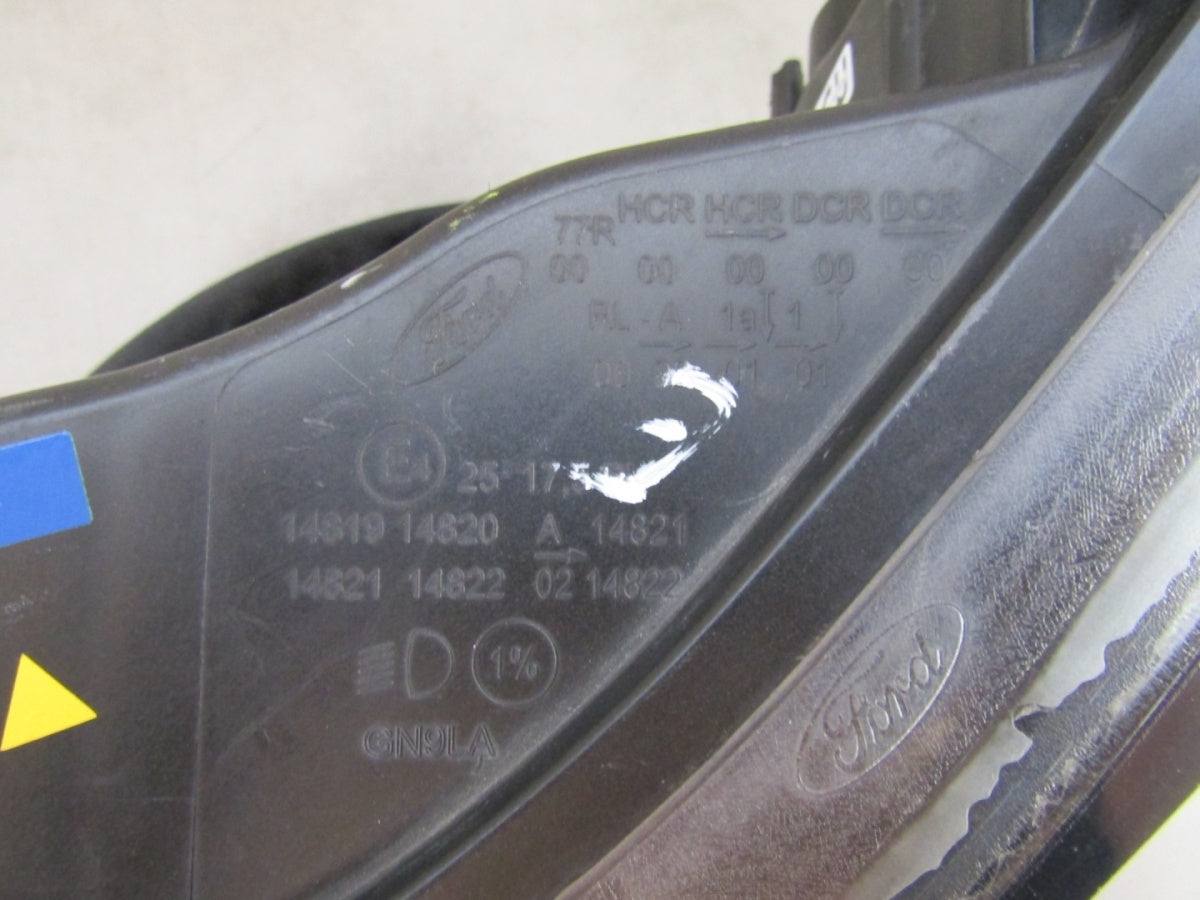 Prednji far FORD FOCUS MK3 3 halogen CIEMNA 10-14 LH lijevi