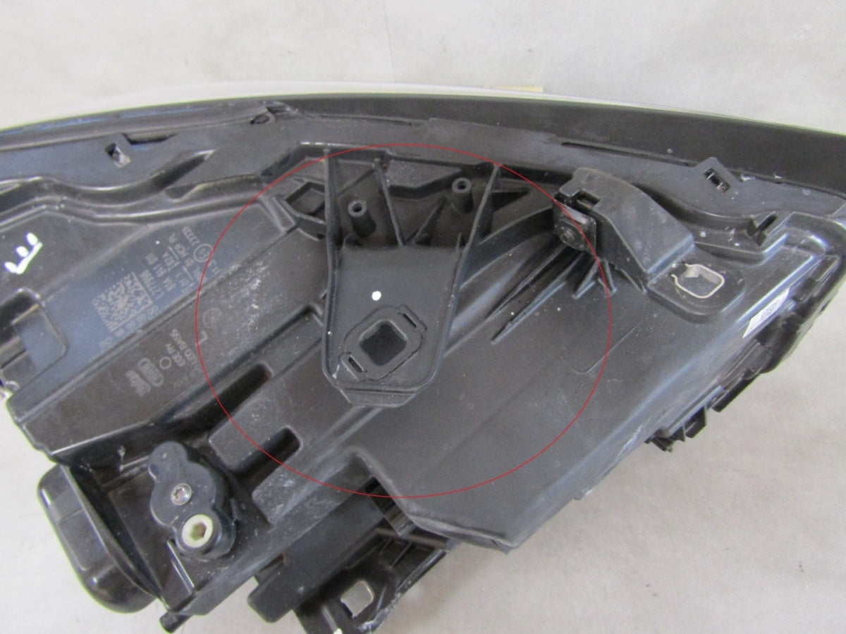 Prednji far AUDI Q2 LIFT LED 20- LH 81A941011