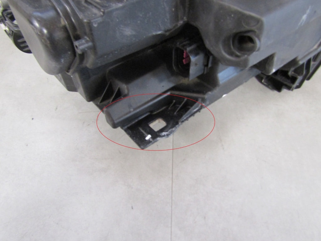 Prednji far AUDI Q2 LIFT LED 20- LH 81A941011