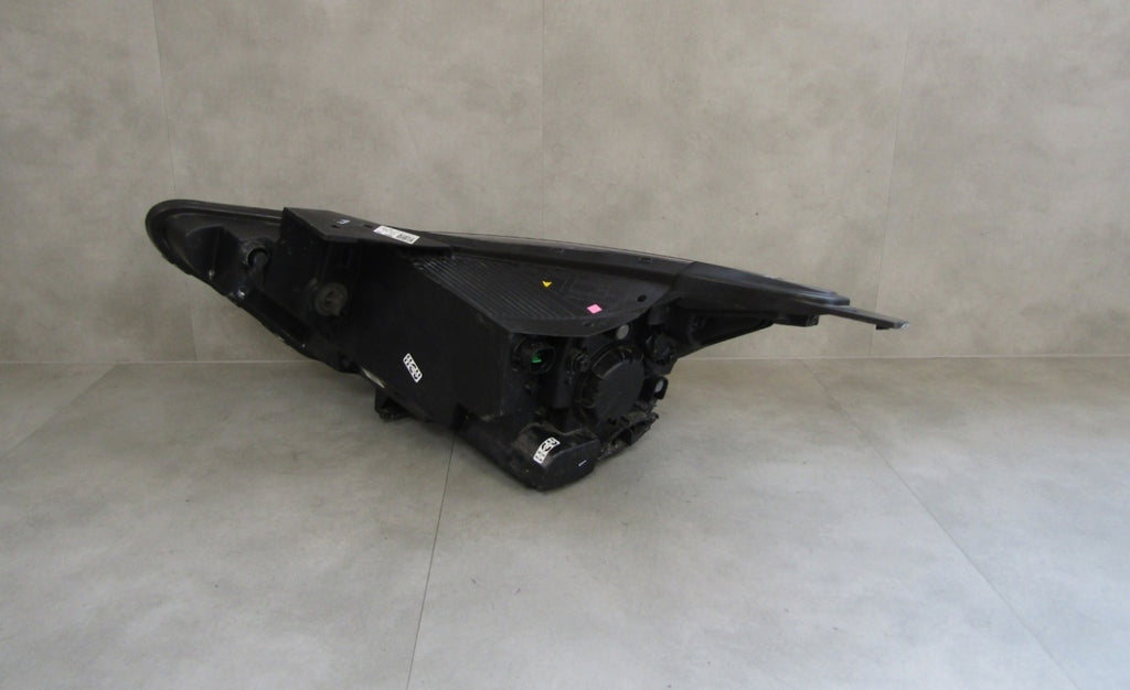 Prednji far HYUNDAI I20 3 III halogen RH desni 20- 92102-Q0000