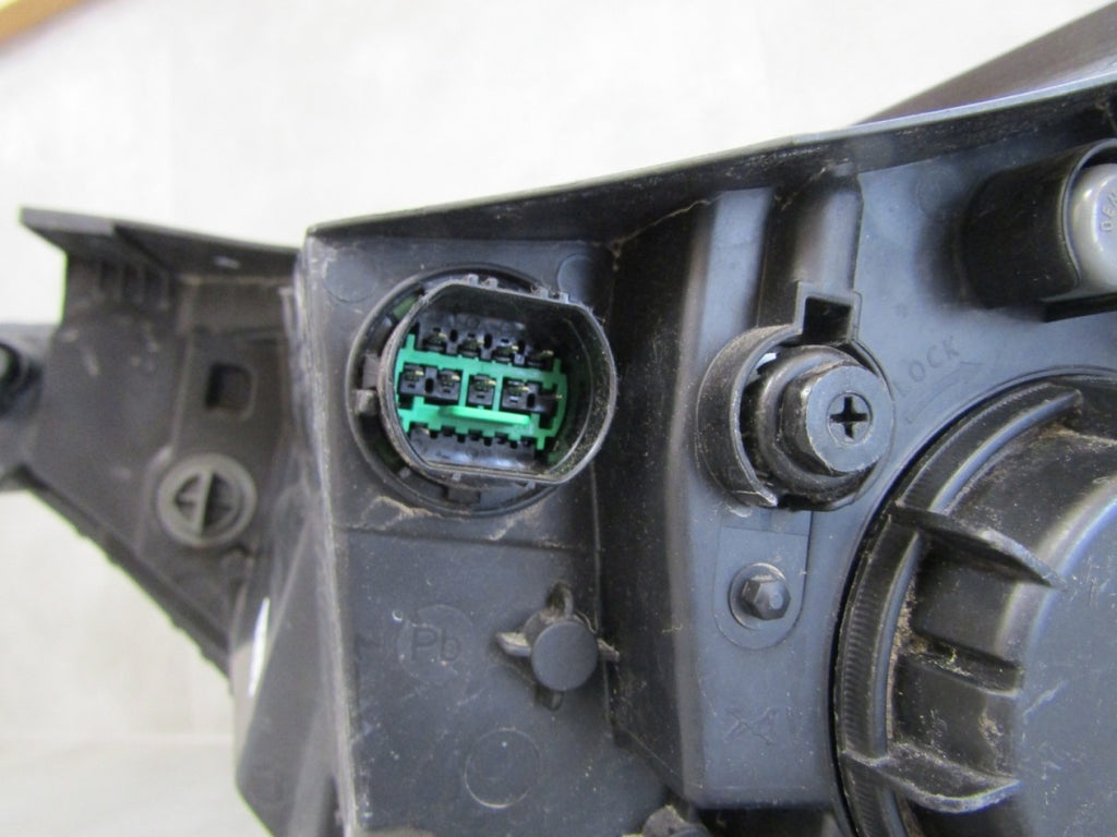 Prednji far HYUNDAI I20 3 III halogen RH desni 20- 92102-Q0000