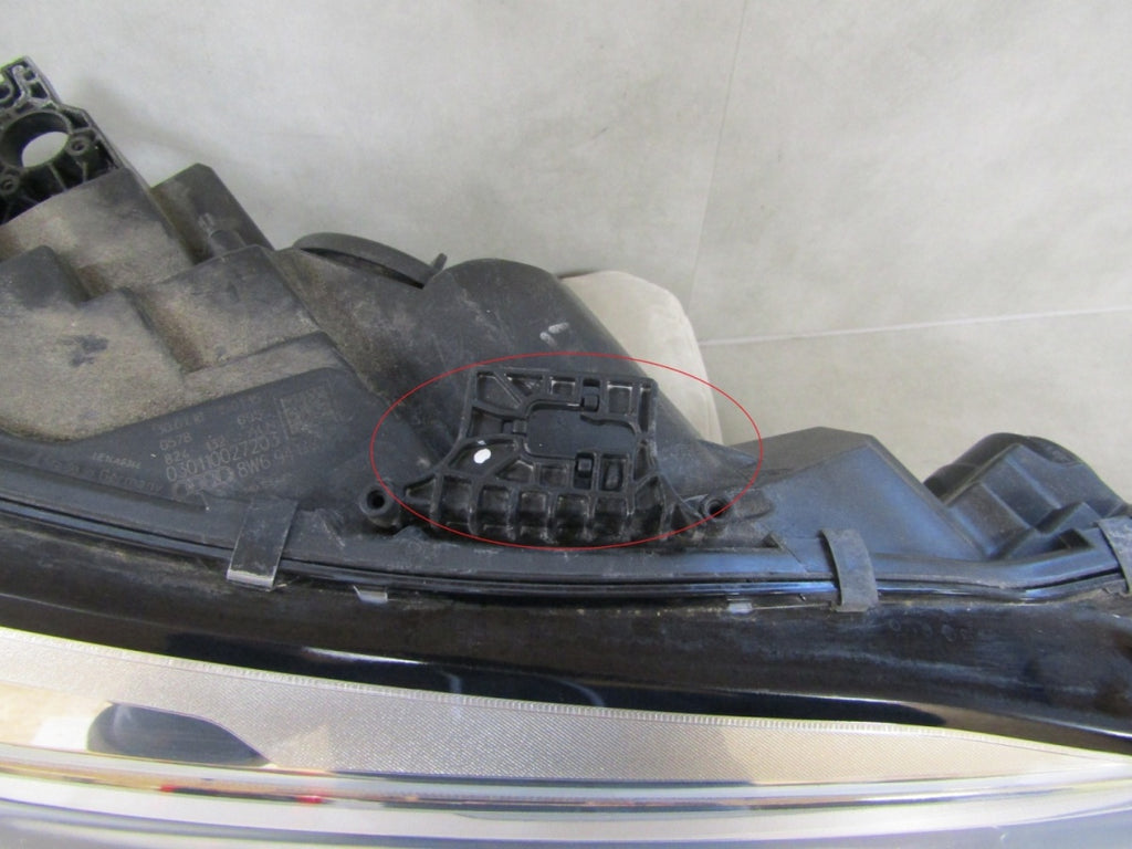 Prednji far AUDI A5 8W6 xenon nezakretni 16-19 8W6941006C RH desni