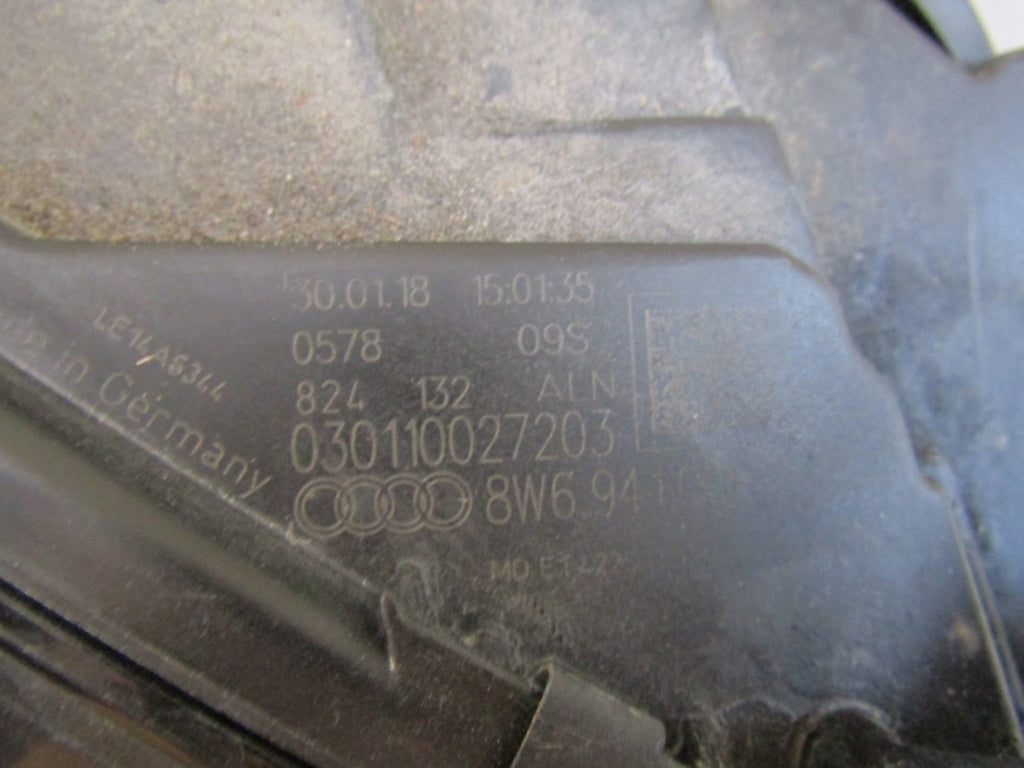Prednji far AUDI A5 8W6 xenon nezakretni 16-19 8W6941006C RH desni