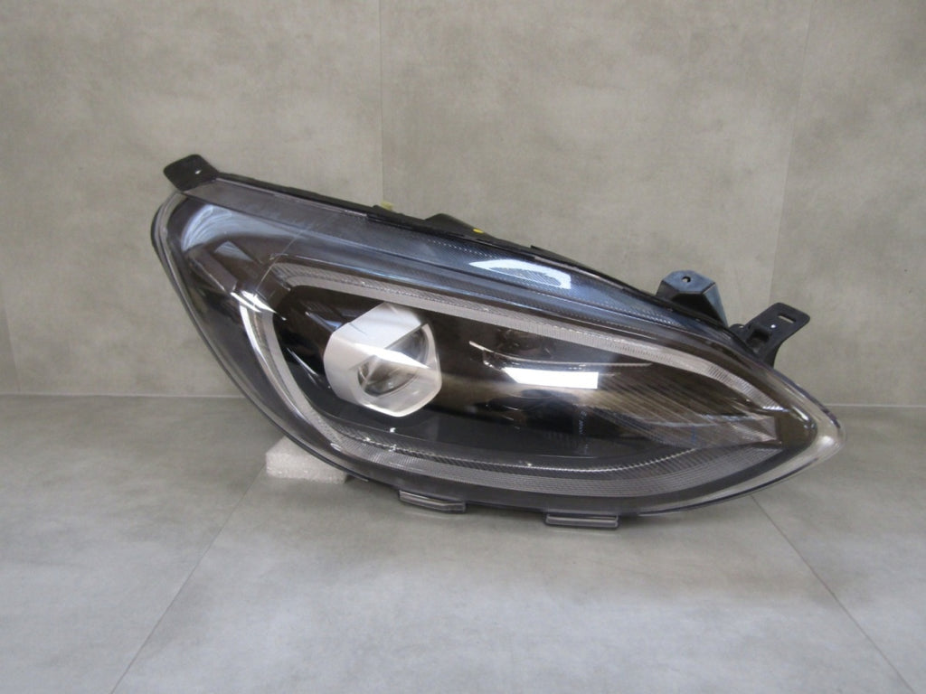 Prednji far FORD FIESTA MK8 VIII FULL LED LIFT 21- RH
