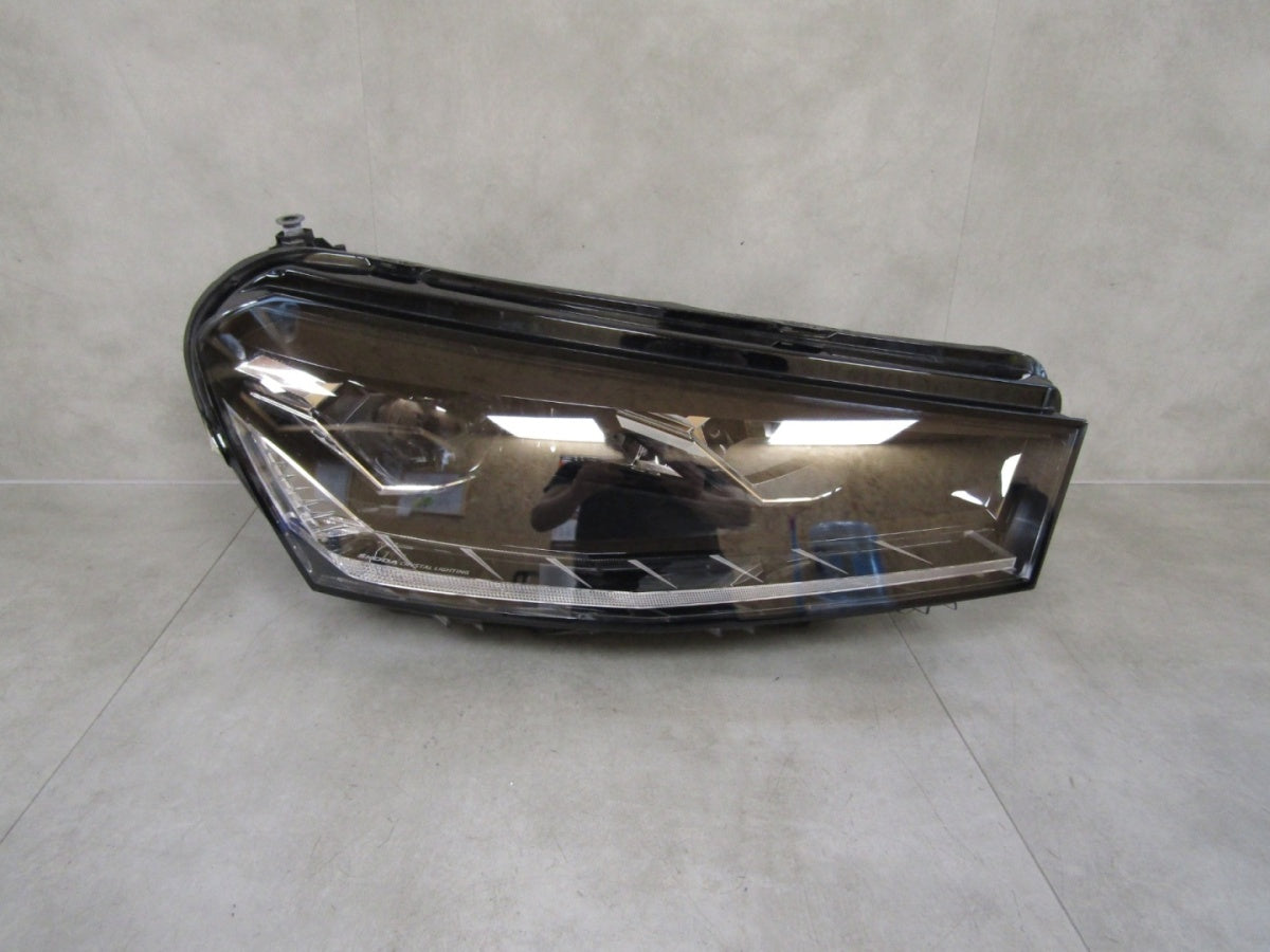 Prednji far SKODA FABIA IV 4 FULL LED RH desni 21- 6VB941016B