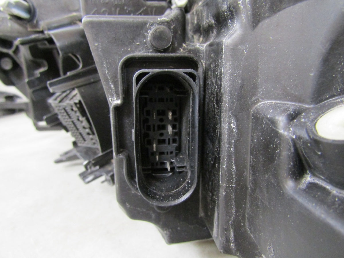 Prednji far SKODA FABIA IV 4 FULL LED RH desni 21- 6VB941016B