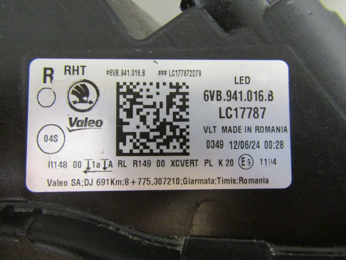 Prednji far SKODA FABIA IV 4 FULL LED RH desni 21- 6VB941016B