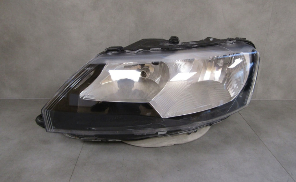 Prednji far SKODA RAPID halogen 12-16 LH lijevi 5JB941015
