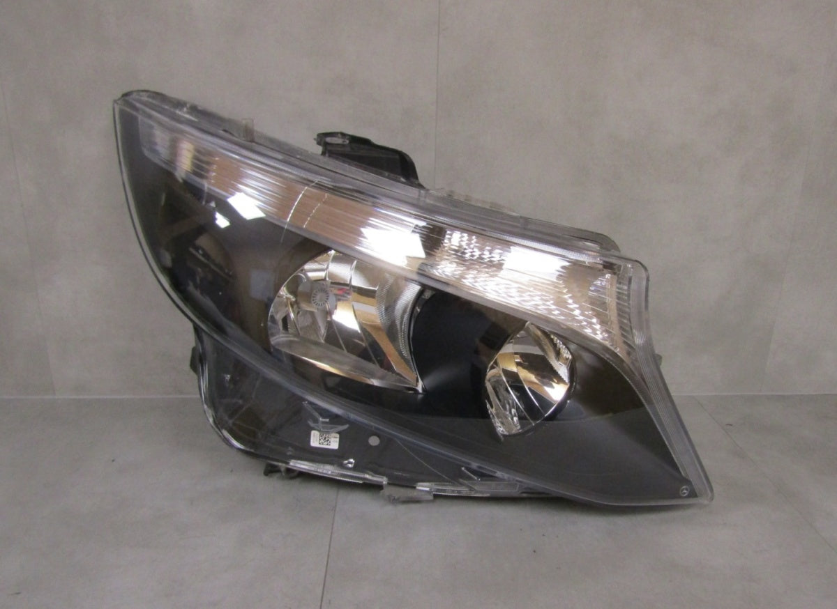 Prednji far MERCEDES V klasa W447 14- halogen RH desni A4479067800