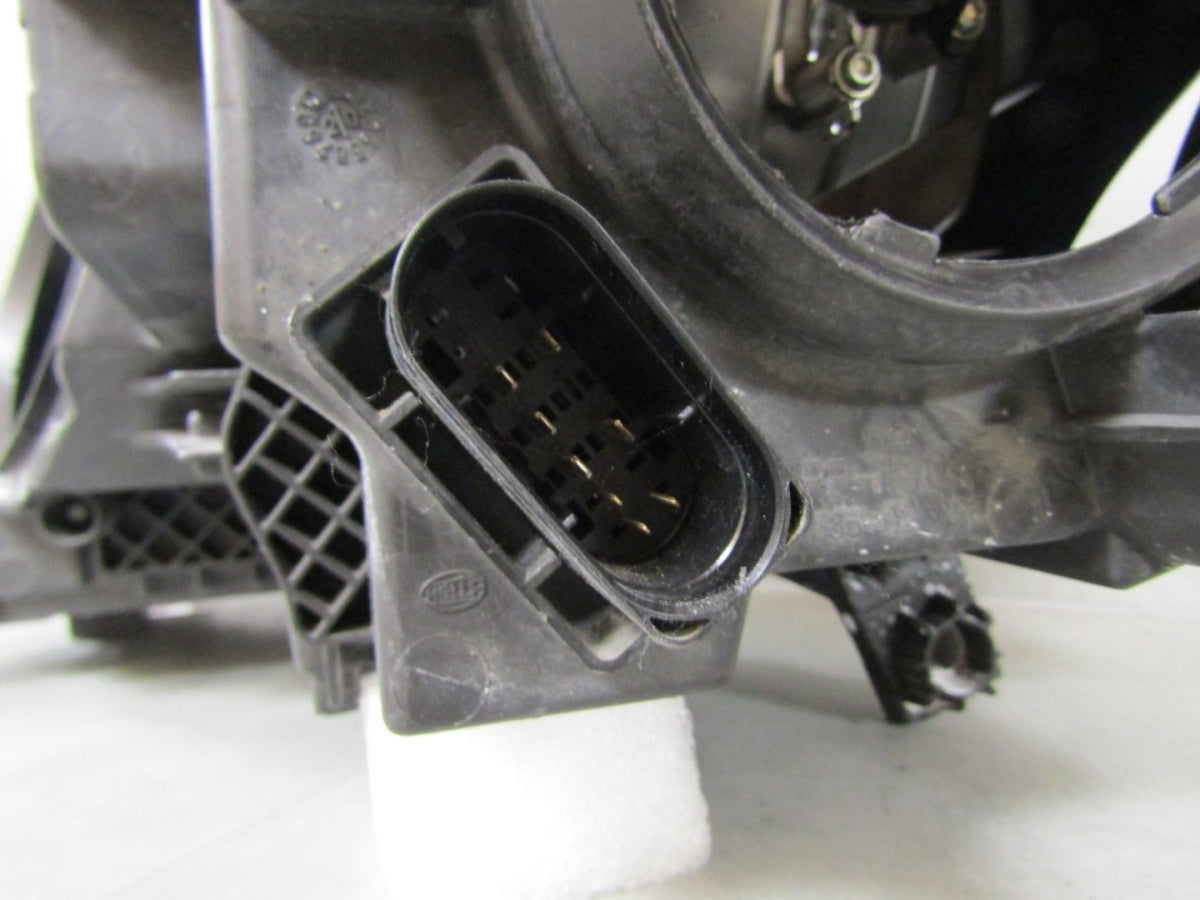 Prednji far MERCEDES V klasa W447 14- halogen RH desni A4479067800