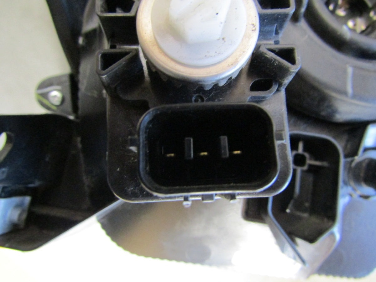 Prednji far Mitsubishi Space Star II 2 lift LH lijevi 8301D445 W5335 19-
