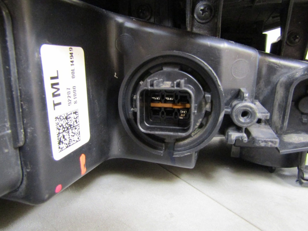Prednji far HYUNDAI SANTA FE IV 4 LED DRL LH lijevi 18-20