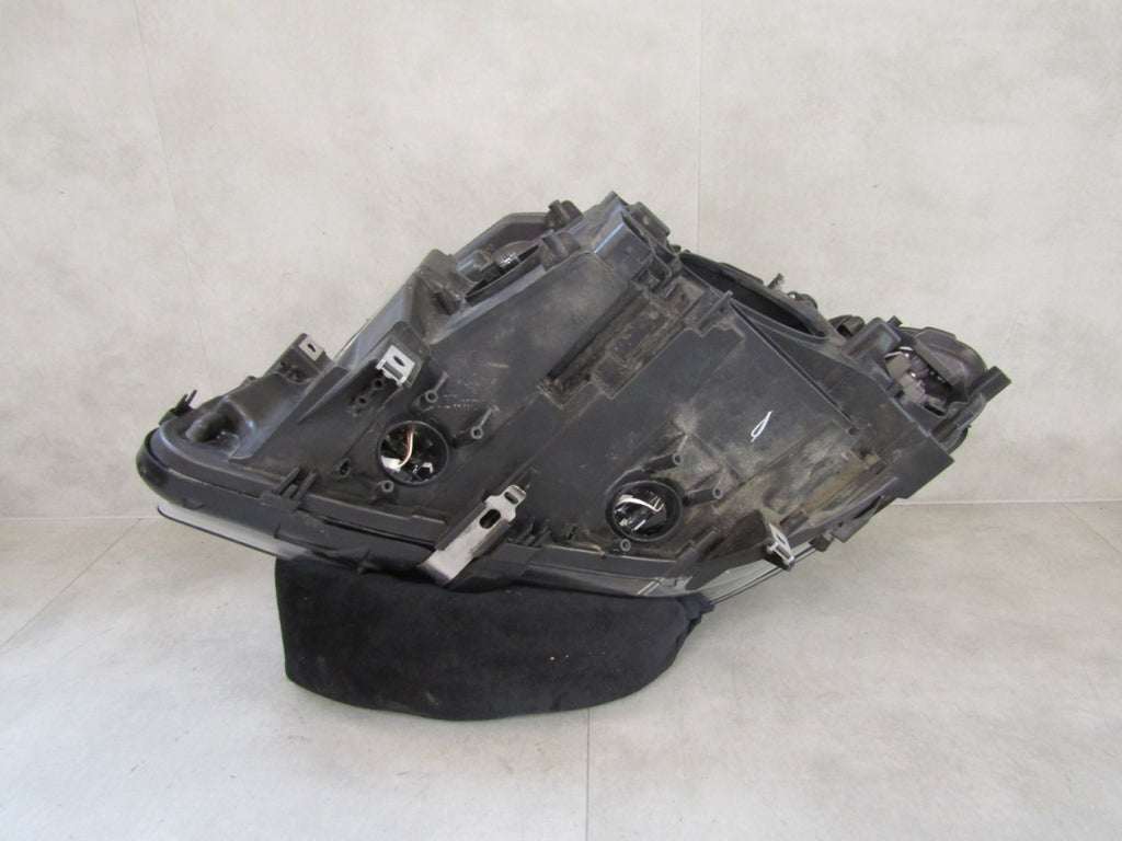 Prednji far BMW 5 F10 F11 xenon nezakretni 10-13 RH desni 720324619
