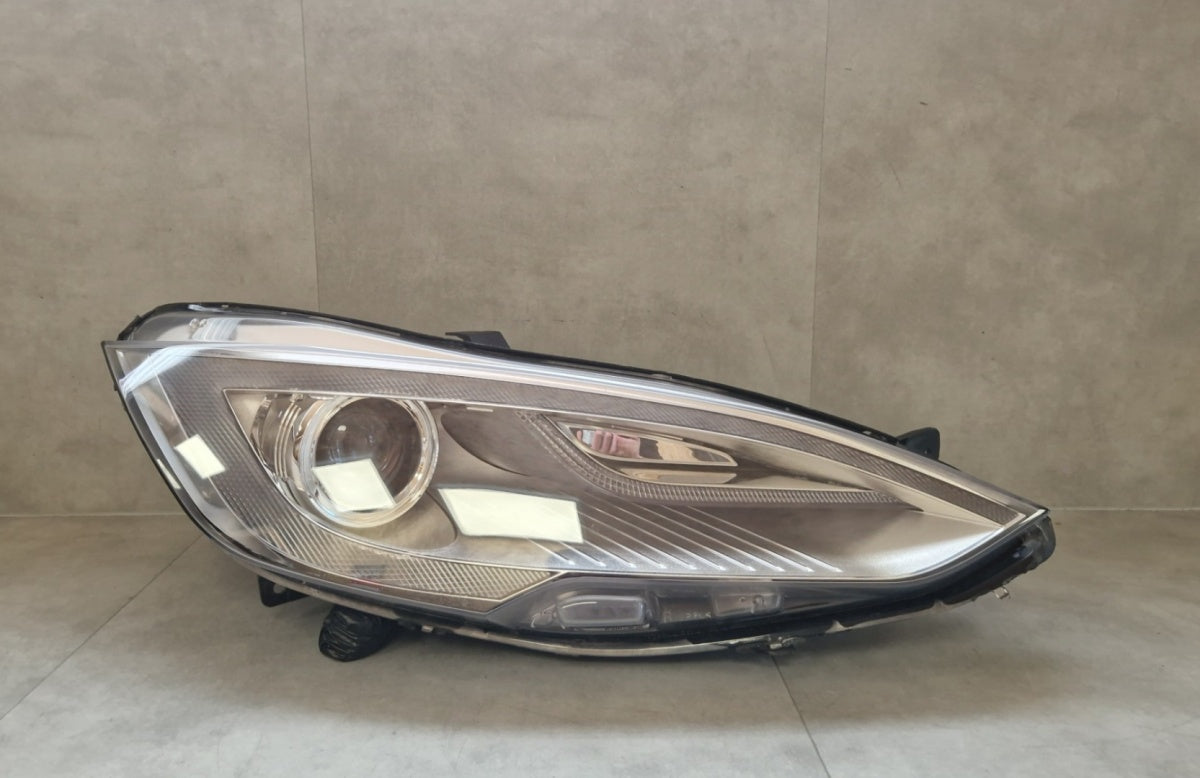Prednji far TESLA S xenon nezakretni 12-16 desni RH 6005911-00-C