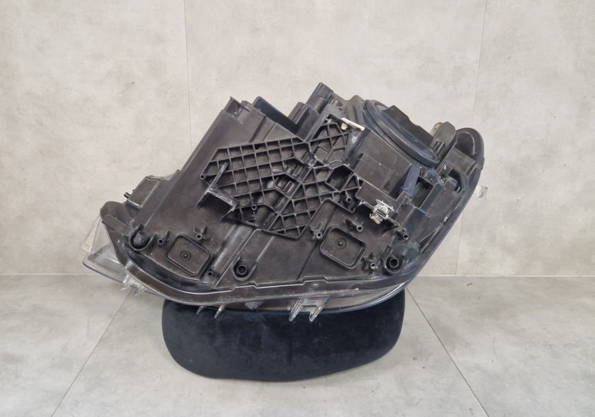 Prednji far BMW 1 F20 F21 halogen desni RH 11-15 7229672-08