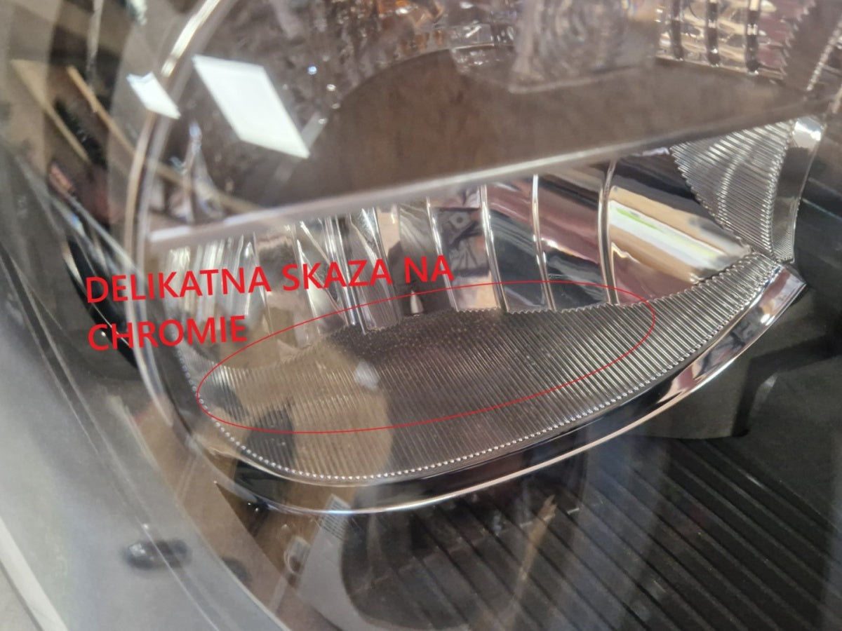 Prednji far BMW 1 F20 F21 halogen desni RH 11-15 7229672-08