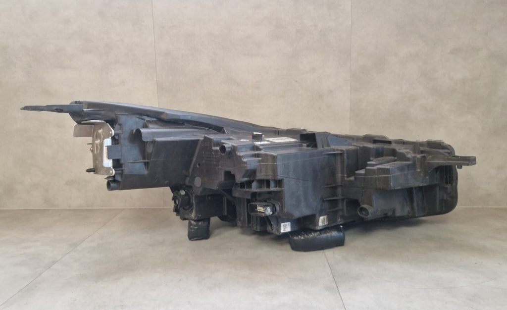 Prednji far FORD KUGA MK3 LIFT LED 24- lijevi LH PV4B13E015-CE