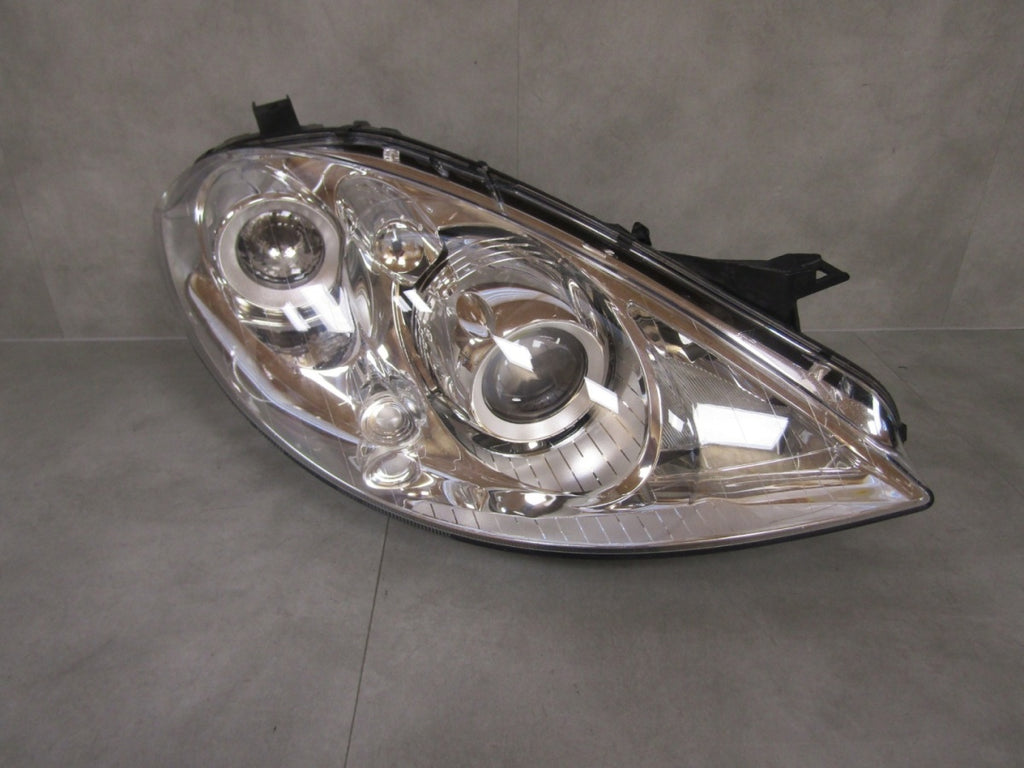 Prednji far MERCEDES A-KLASA W169 RH desni xenon 04-A1698201261