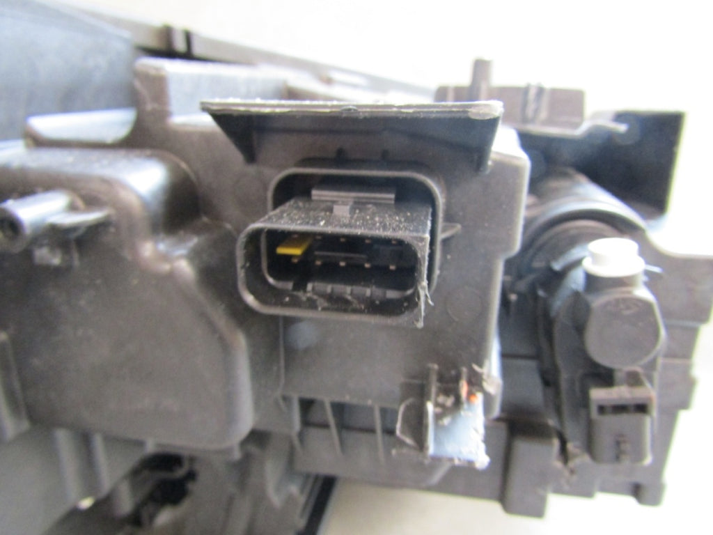 Prednji far CITROEN E-C3 C3 C3 AIRCROSS IV 4 LED 24- LH 9851349180