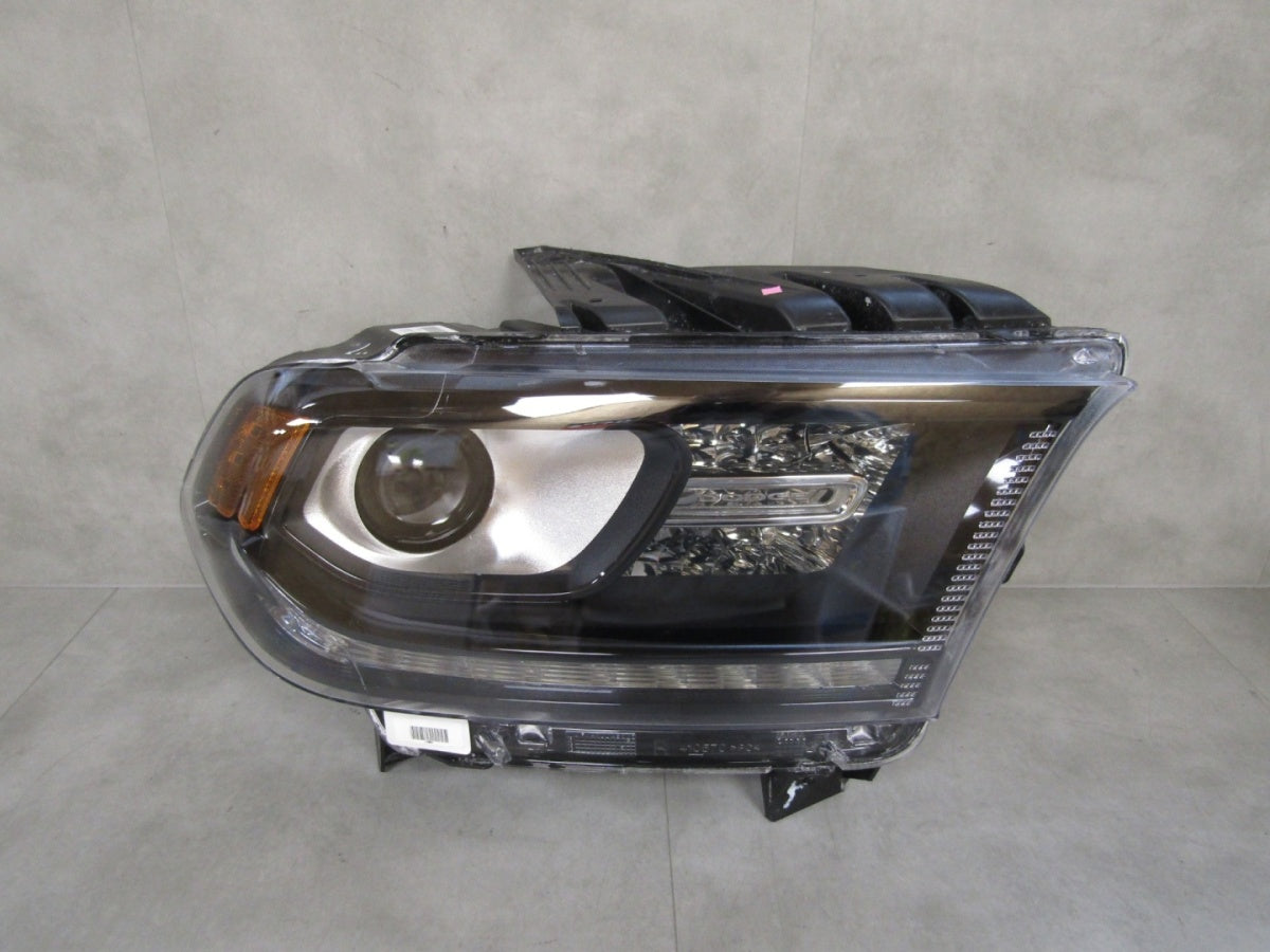 Prednji far DODGE DURANGO III LIFT 14-20 xenon EU KANADA RH desni 68423852AE