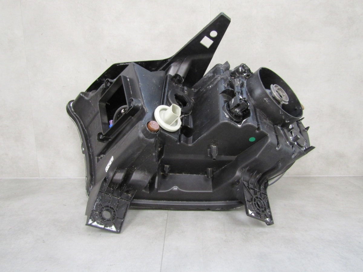 Prednji far DODGE DURANGO III LIFT 14-20 xenon EU KANADA RH desni 68423852AE